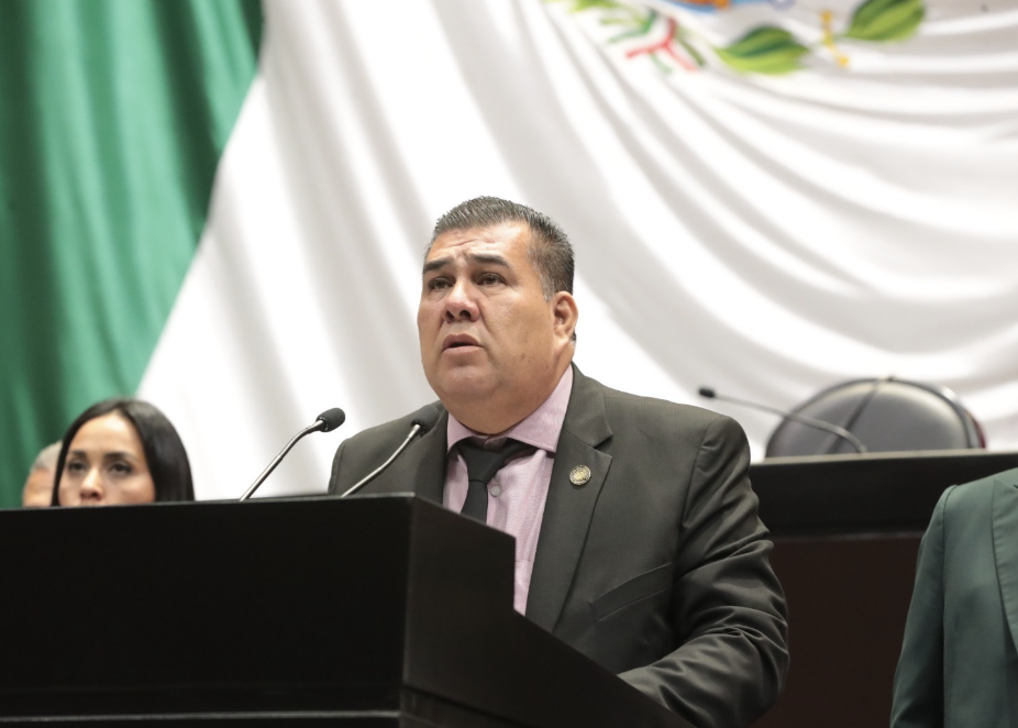 PLANTEAN CANCELAR RESIDENCIA A EXTRANJEROS QUE INCURRAN EN ACTOS DISCRIMINATORIOS